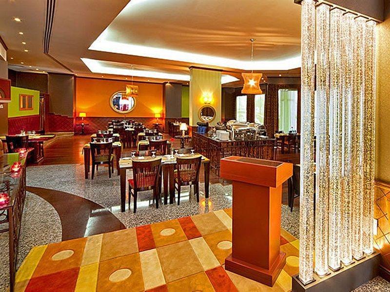 Coral Oriental Dubai Hotel Екстериор снимка