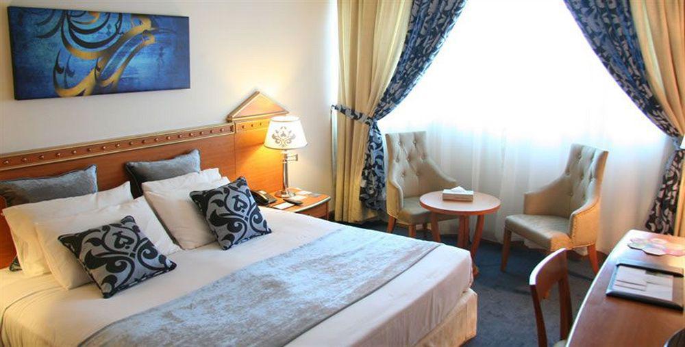 Coral Oriental Dubai Hotel Стая снимка